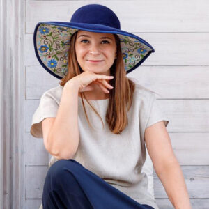 Helena Mielewczyk More Hats